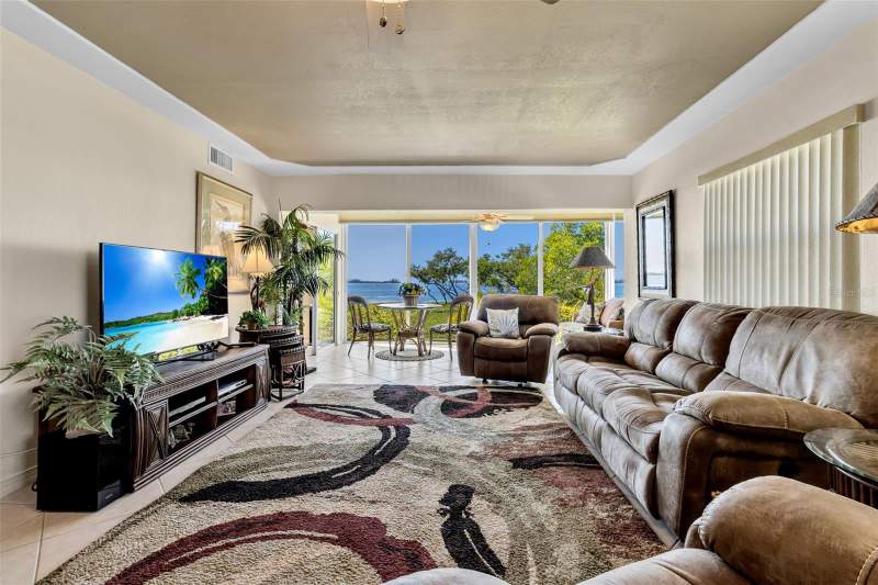 2 bedroom Condominium at 4704 Independence Drive #4704, Mount Vernon, Bradenton — photo 5