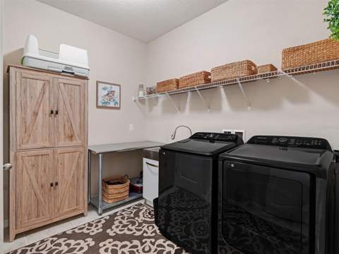 6466 Devesta Loop, Palmetto FL - photo 23 of 38
