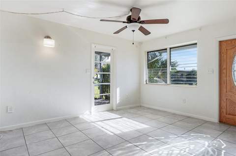 4869 Bayano Street, North Port FL - photo 8 of 24
