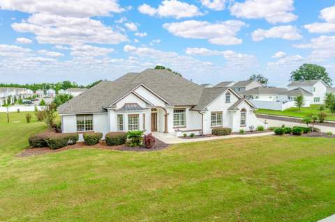 5092 NE 81st Boulevard, Wildwood FL - photo 7 of 62