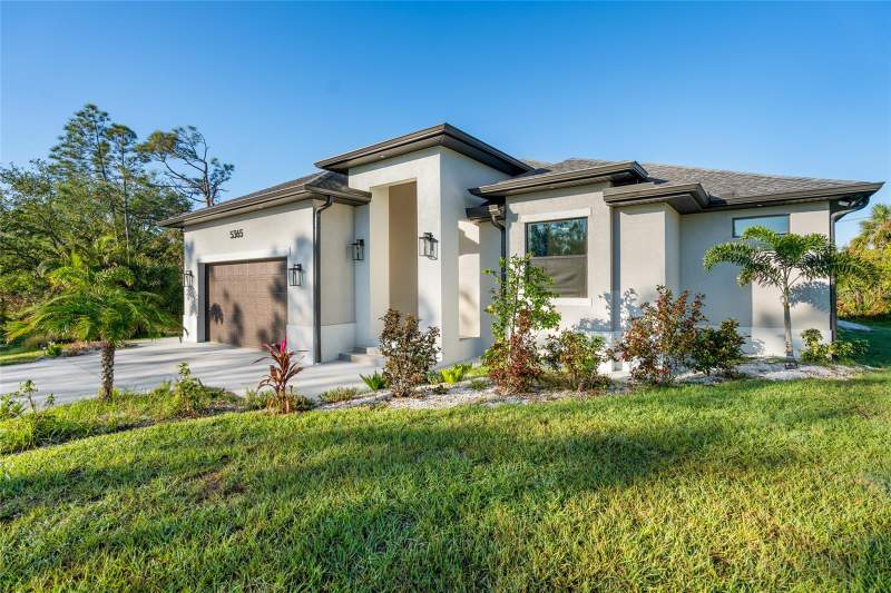 3 bedroom Single Family Residence at 5365 Craig Terrace, Port Charlotte Sec 052, Port Charlotte — photo 4