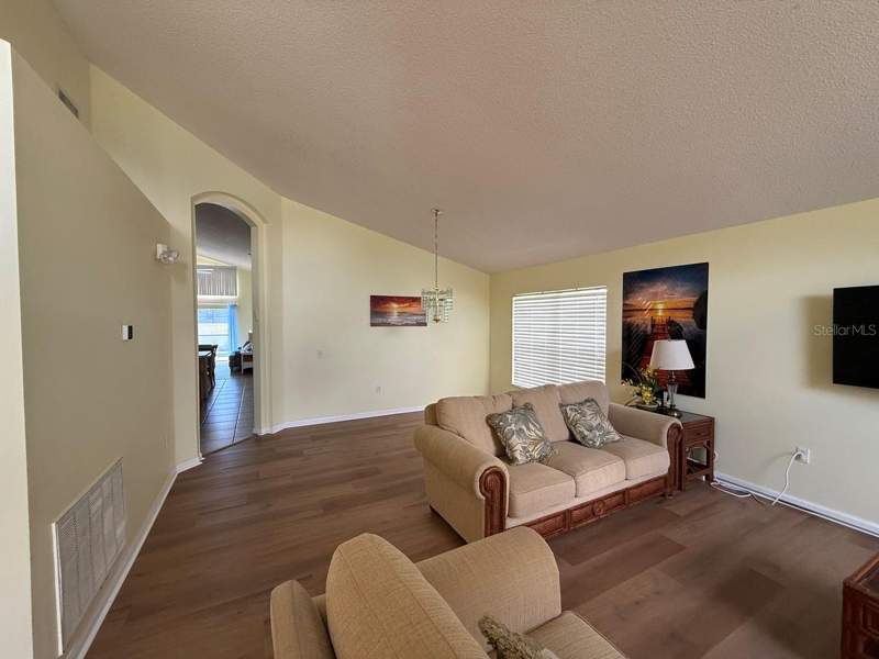 4 bedroom Single Family Residence at 318 Langham Drive, Westridge Ph Vii-B, Davenport — photo 3