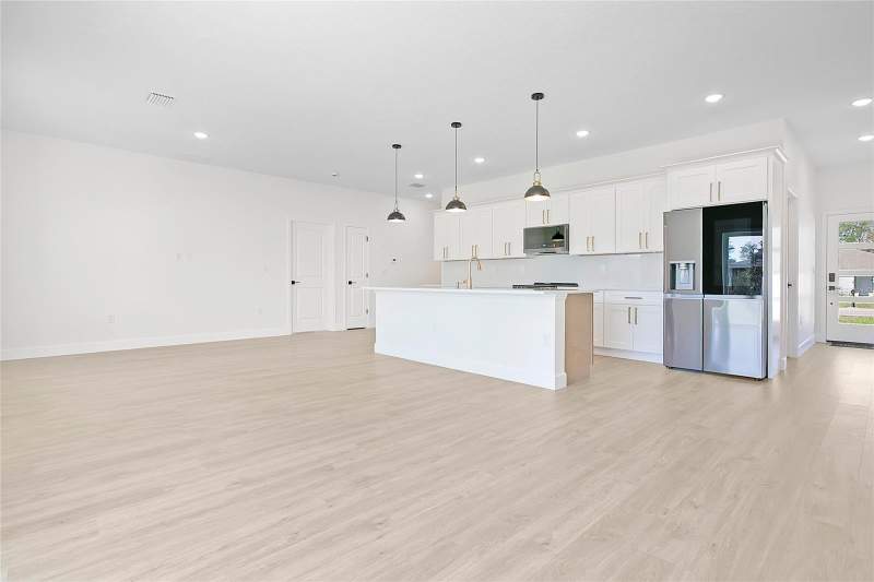 4 bedroom Single Family Residence at 469 Marion Oaks Lane, Marion Oaks 03, Ocala — photo 5