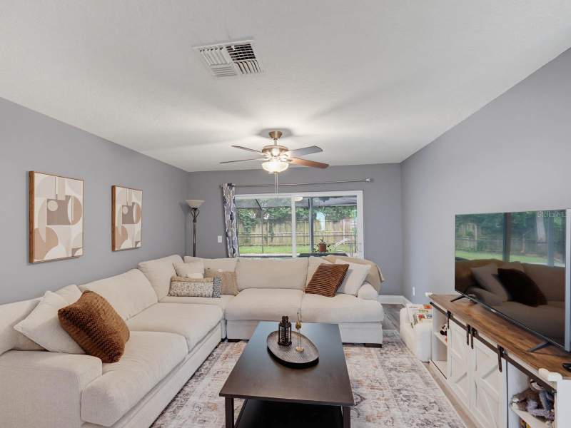 4 bedroom Single Family Residence at 2988 Pinewood Run, Countryside North Tr 5 Ph 3, Palm Harbor — photo 3