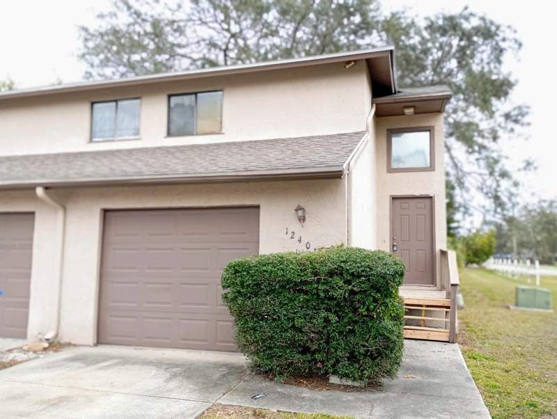 Joel CourtCondos for Sale in Tampa, FL