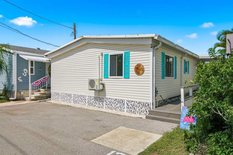 2 bedroom Manufactured Home at 15010 113th Avenue #12, Coquina Cove Residents Inc Co-Op, Largo — photo 4