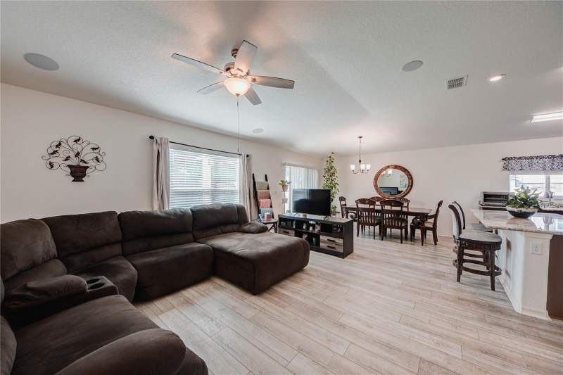 4 bedroom Single Family Residence at 3200 Casa Del Rey Avenue, Casa Bella, Kissimmee — photo 4