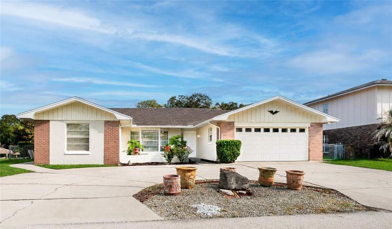 3 bedroom Single Family Residence at 10 Felicia Court, Florida Park Palm Coast Sec 02, Palm Coast — photo 3