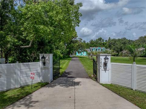 7427 20th Street, Zephyrhills FL - photo 6 of 99