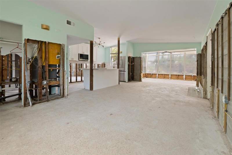 2 bedroom Single Family Residence at 3727 Alabama Avenue, Shore Acres Overlook Sec, St Petersburg — photo 3