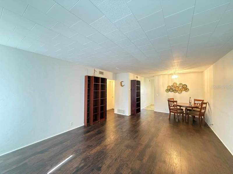 2 bedroom Condominium at 4032 57th Street #264, Clearview Oaks Bldg 5, Kenneth City — photo 5