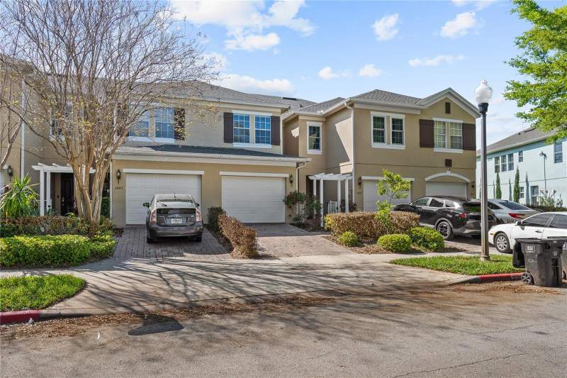 3 bedroom Townhouse at 6039 Strada Isle Way, Villa Capri/Metrowest, Orlando — photo 2