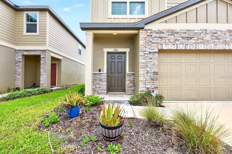 3 bedroom Single Family Residence at 1961 HEMINGWAY CIRCLE, PHILLIPS LANDING, GROVELAND — photo 2
