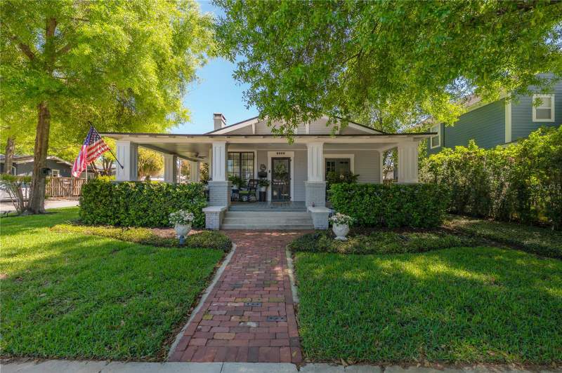 4 bedroom Single Family Residence at 6009 N Suwanee Avenue, Seminole Heights North, Tampa — photo 2