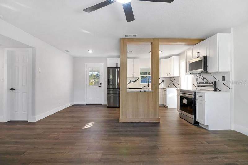 3 bedroom Single Family Residence at 527 SUNRISE DRIVE, CRYSTAL LAKE TERR, ORLANDO — photo 3