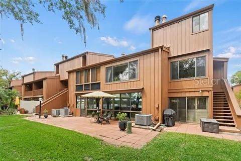 One Thousand Oaks