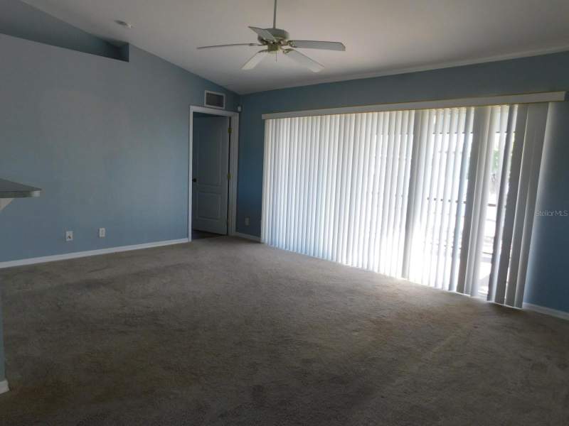 3 bedroom Single Family Residence at 4009 E Gator Circle, Cape Coral, Cape Coral — photo 2