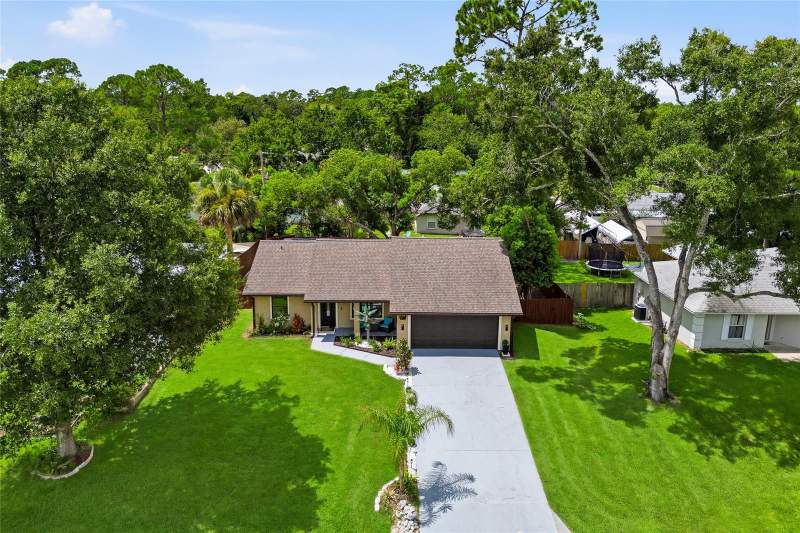5 bedroom Single Family Residence at 1478 Highridge Avenue, Highridge Estates Rep, Daytona Beach — photo 2