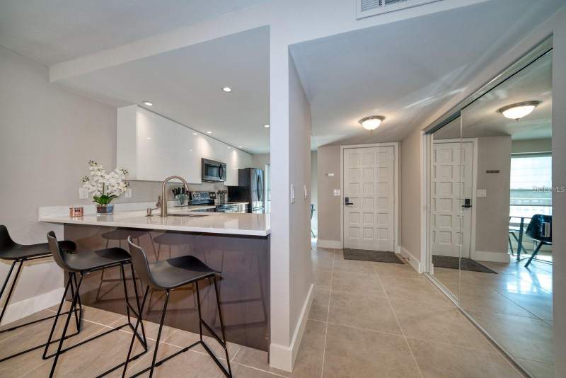 2 bedroom Condominium at 105 Island Way #132, Islander The Condo, Clearwater — photo 5