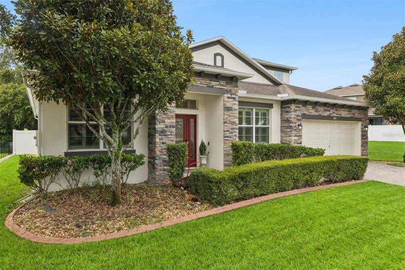 4 bedroom Single Family Residence at 2205 Pickford Circle, Lake Heiniger Estates, Apopka — photo 2