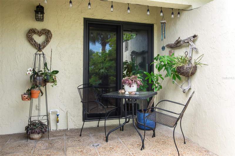 2 bedroom Villa at 10152 Regal Drive, Imperial Point Condo, Largo — photo 2