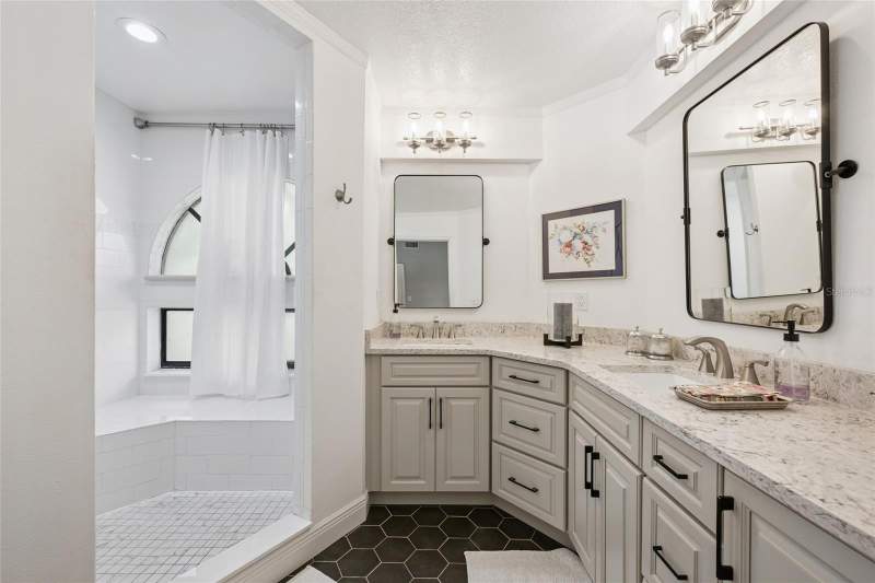 2 bedroom Condominium at 1266 Saint Tropez Circle #1266, Lake Pineloch Village Condo 01, Orlando — photo 4