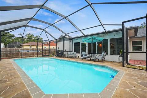 8064 Fawnridge Circle, Tampa FL - photo 24 of 32