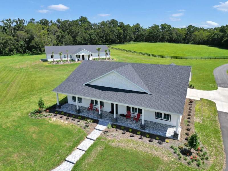 4 bedroom Farm at 1631 W Hwy 329, Citra, Citra — photo 2