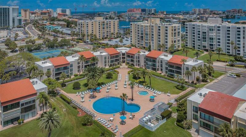2 bedroom Condominium at 851 Bayway Boulevard #101, Clearwater Point 7 Tennis, Clearwater Beach — photo 3