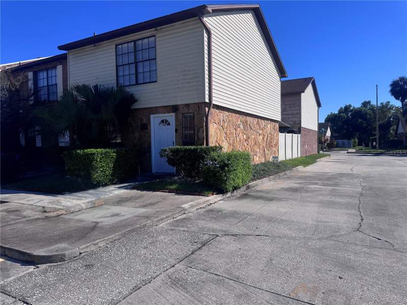 2 bedroom Townhouse at 3418 Sunrise Villas Court, Sunrise Villas Of Tampa, Tampa — photo 3