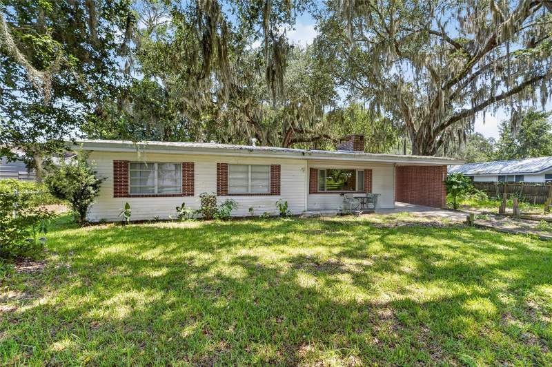 3 bedroom Single Family Residence at 12345 SE 135th Court, Parks, Ocklawaha — photo 2