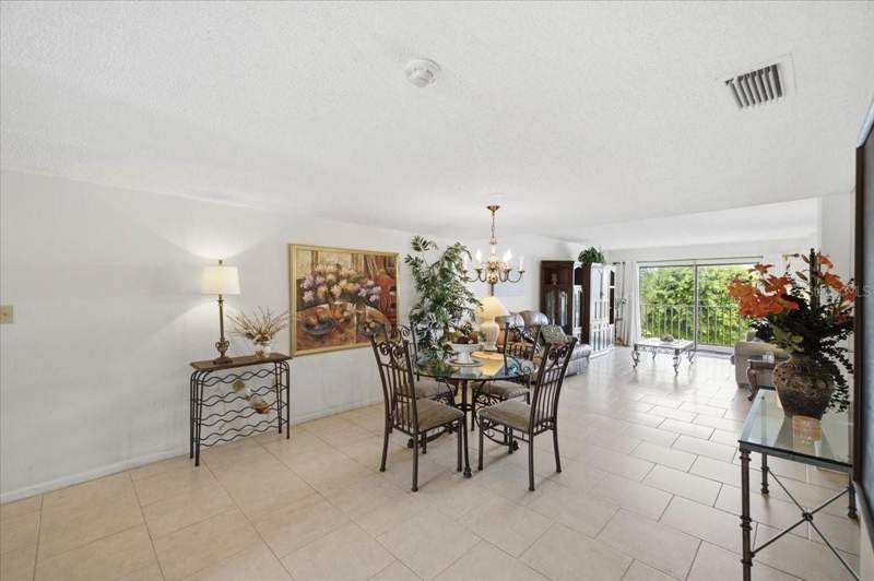 2 bedroom Condominium at 7050 Sunset Drive #216, Chateau Tower Condo, South Pasadena — photo 3