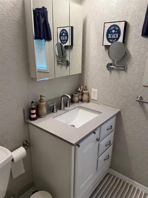 142 Fern Palm Street, Largo FL - photo 23 of 31