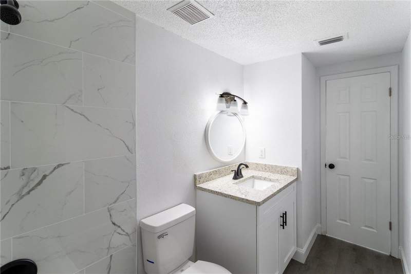 4 bedroom Single Family Residence at 3432 Danny Bryan Boulevard, Sugarcreek Sub Unit, Tampa — photo 3