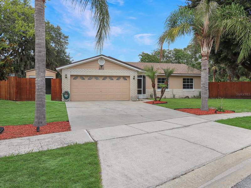 3 bedroom Single Family Residence at 203 SWEETGUM, NORTH ORLANDO TERRACE UNIT 2 SEC 8, WINTER SPRINGS — photo 1