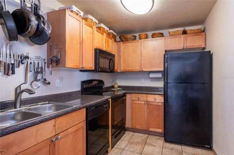 5132 Beach Drive #C, St Petersburg FL - photo 13 of 41