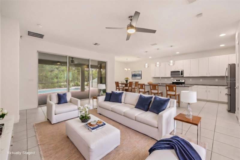 5 bedroom Single Family Residence at 1078 Castlevecchio Loop, Verona, Orlando — photo 3