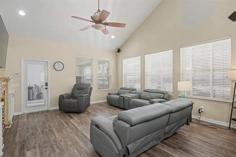 3534 Diaz Street, New Port Richey FL - photo 10 of 70