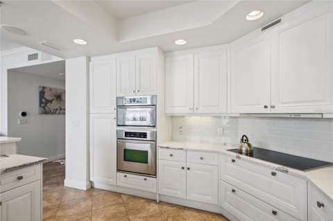 5823 Bowen Daniel Drive #902, Tampa FL - photo 8 of 52