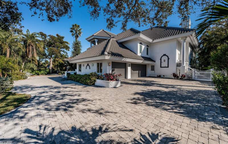 6 bedroom Single Family Residence at 5212 62nd Avenue, Bayway Isles Unit 2 Rep, St Petersburg — photo 5