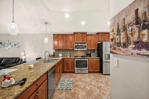 10114 Ives Loop, Hudson FL - photo 13 of 47