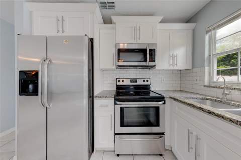 1309 Mary L Road, Clearwater FL - photo 8 of 38