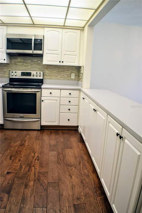814 Park Lake Circle #8, Maitland FL - photo 7 of 30
