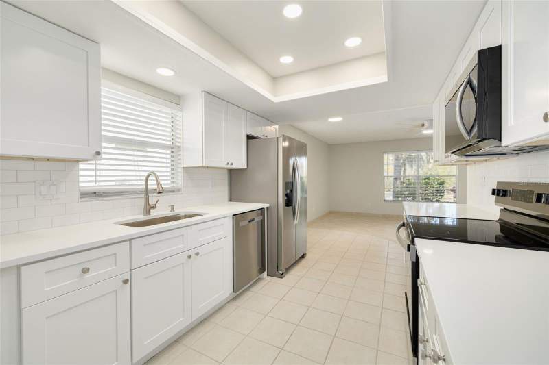 2 bedroom Single Family Residence at 3569 Oak Lake Drive, Highland Lakes Unit Eighteen, Palm Harbor — photo 5