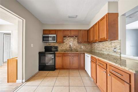 10602 Camelia Drive, Port Richey FL - photo 6 of 31