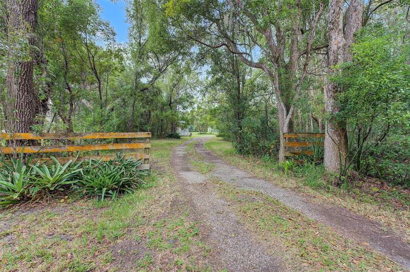 3 bedroom Single Family Residence at 10922 Tarpon Springs Road, Odessa, Odessa — photo 5