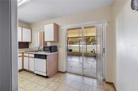 1907 Fluorshire Drive, Brandon FL - photo 20 of 58