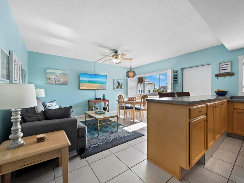 1 bedroom Condominium at 475 Benjamin Franklin Drive #215, Lido Dorset, Sarasota — photo 4