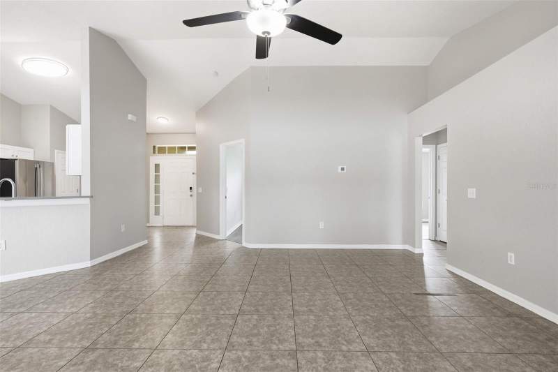 4 bedroom Single Family Residence at 2442 Ambassador Avenue, Spring Hill, Spring Hill — photo 5