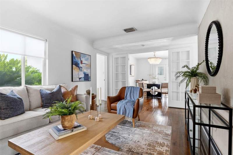 3 bedroom Single Family Residence at 5931 Mangrove Street, North St Petersburg, St Petersburg — photo 4